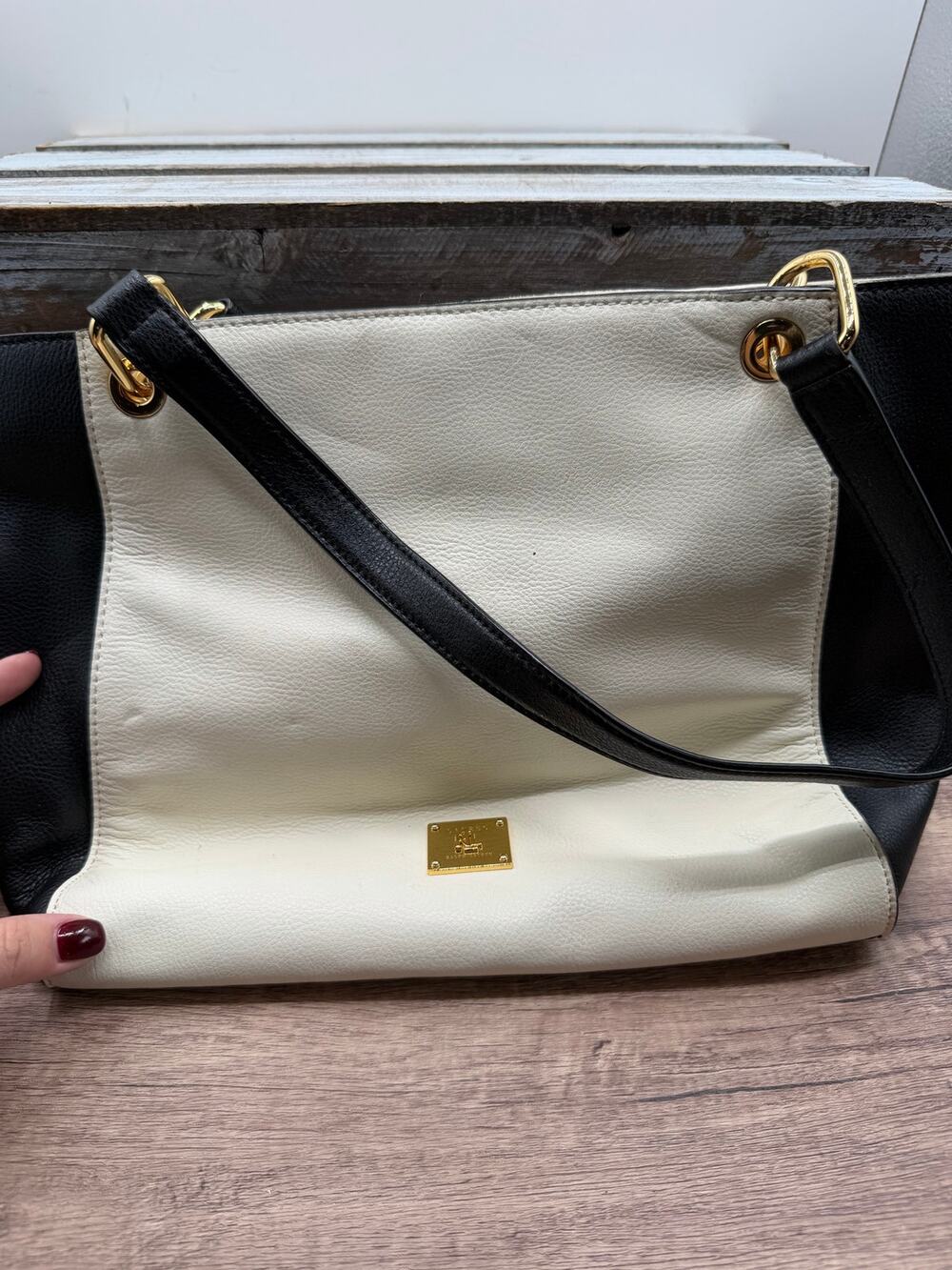 Lauren Ralph Lauren Off White/ Black Leather Shoulder Bag/Purse-Gold RLL Plaque⁠